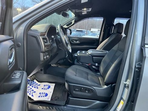 Used 2023 Chevrolet Tahoe LS AWD/4WD image 16