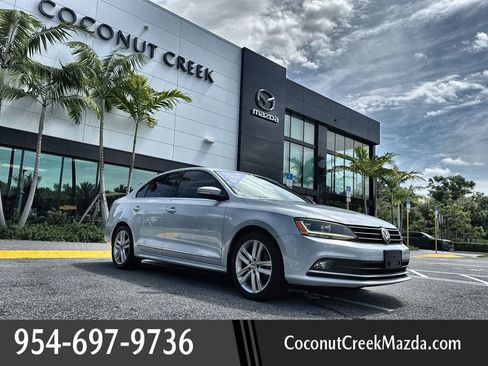 Used 2017 Volkswagen Jetta SEL FWD image 1
