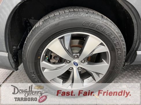 Used 2019 Subaru Ascent Premium image 17