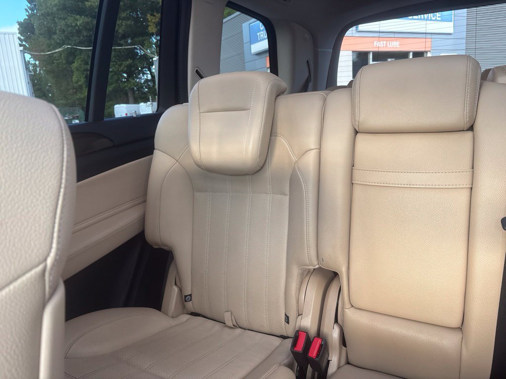 Used 2019 Mercedes-Benz GLS 450 4MATIC image 11