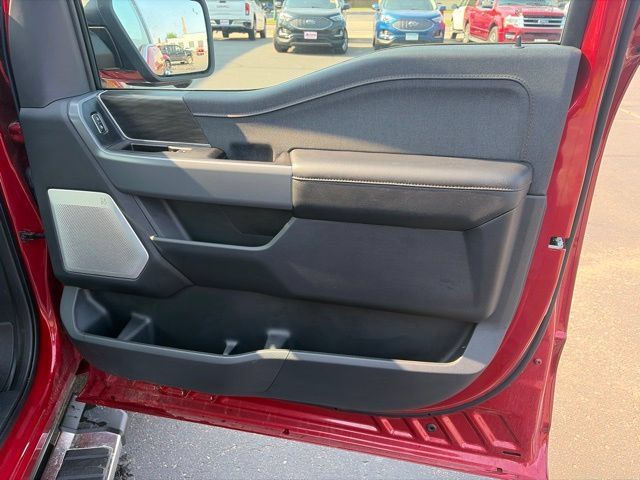 Used 2024 Ford F150 Lariat w/ Equipment Group 502A High AWD/4WD image 32