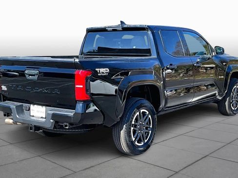 Certified 2025 Toyota Tacoma TRD Sport image 12