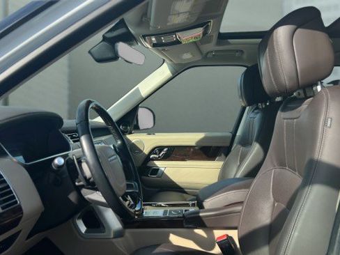 Used 2021 Land Rover Range Rover Westminster Edition image 13