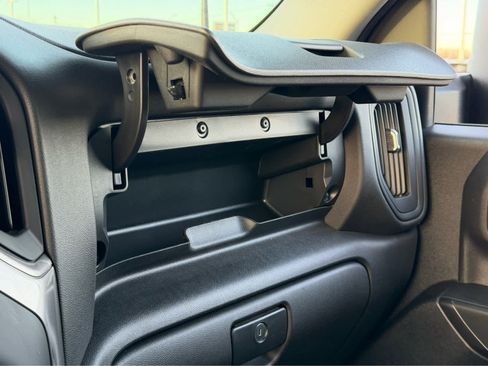 Used 2024 GMC Sierra 2500 Pro w/ 1SA Pro Safety Plus Package image 22