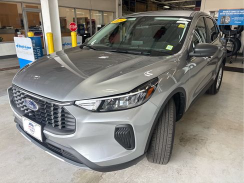 Certified 2024 Ford Escape Active AWD/4WD image 5