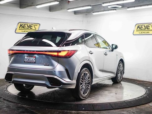 Used 2023 Lexus RX 500h F Sport image 4
