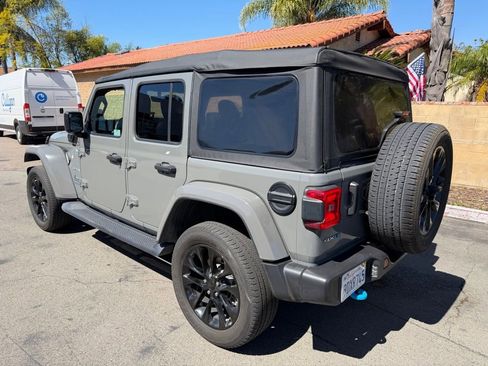 Used 2023 Jeep Wrangler Unlimited Sahara image 5