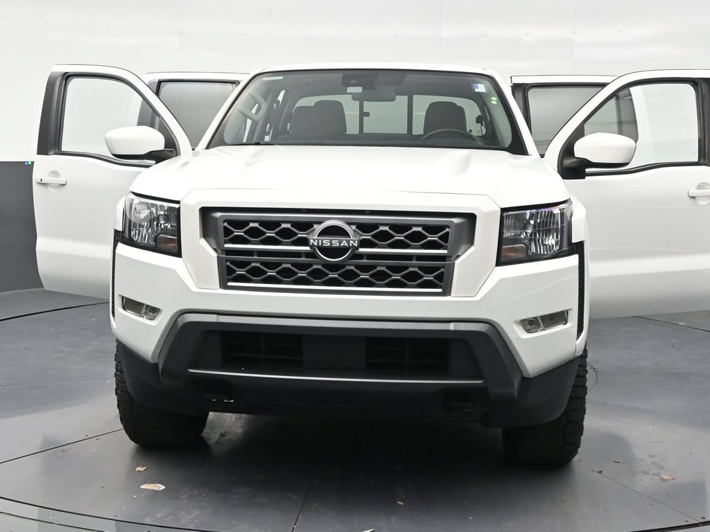 Used 2022 Nissan Frontier SV AWD/4WD image 32