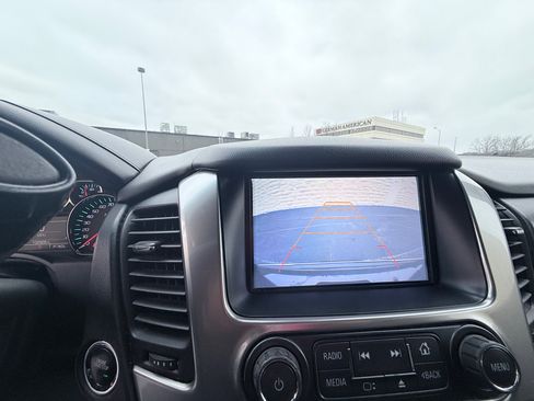 Used 2017 Chevrolet Tahoe Premier image 17