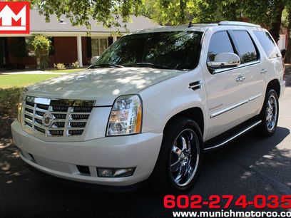 Used 2007 Cadillac Escalade AWD w/ Information Package