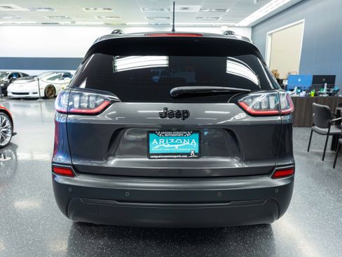 Used 2020 Jeep Cherokee Latitude Plus FWD image 7