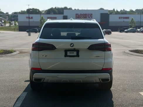 Used 2022 BMW X5 xDrive40i AWD/4WD image 5