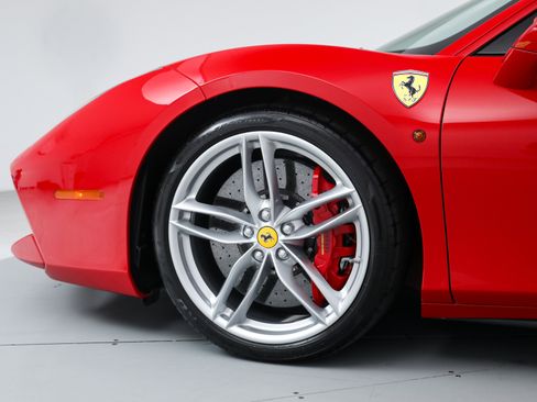Certified 2019 Ferrari 488 GTB image 15