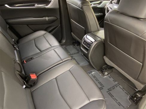 Certified 2025 Cadillac XT5 Premium Luxury image 15