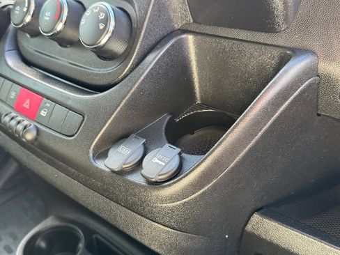 Used 2021 RAM ProMaster 1500 image 16