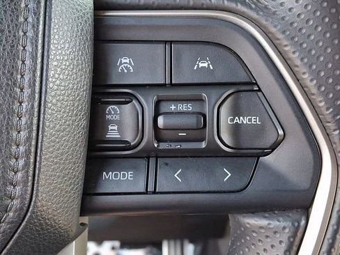Used 2025 Toyota 4Runner TRD Sport AWD/4WD image 23