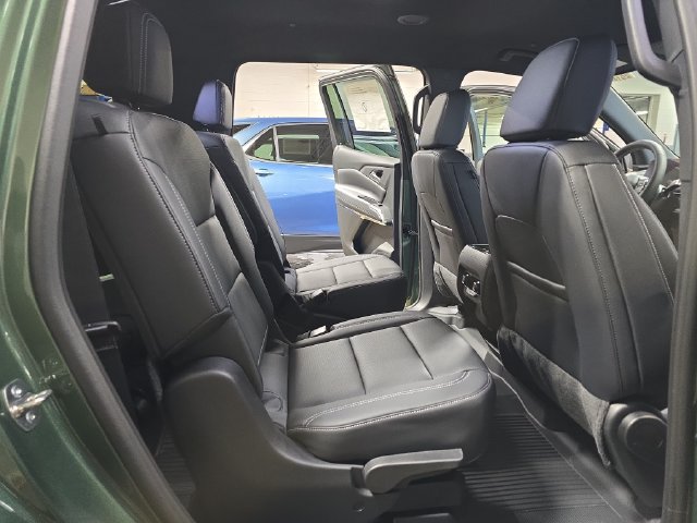 New 2027 Chevrolet Traverse LT w/ Driver Confidence Package AWD/4WD image 12