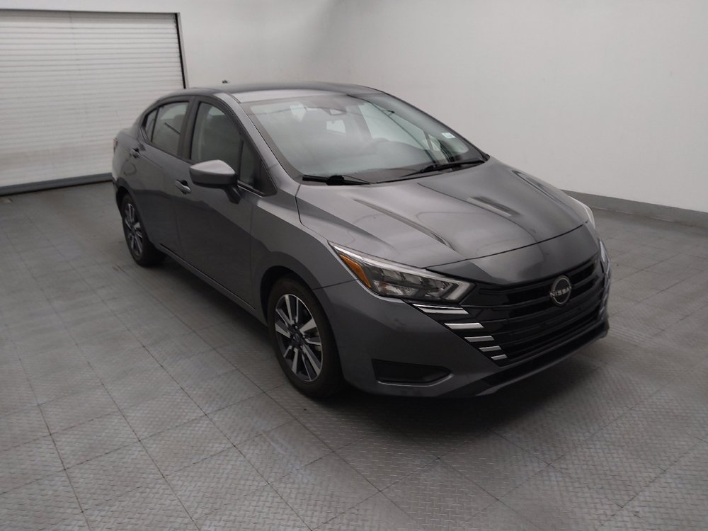 Used 2025 Nissan Versa SV FWD image 13