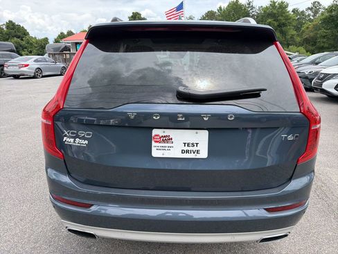 Used 2019 Volvo XC90 T6 Momentum w/ Advanced Package AWD/4WD image 5