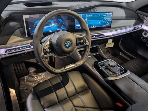 New 2026 BMW i7 xDrive60 image 3