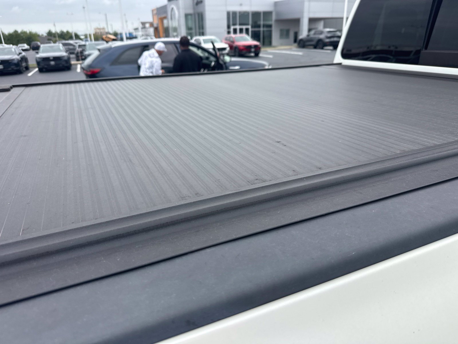 Used 2016 Nissan Titan SL AWD/4WD image 4
