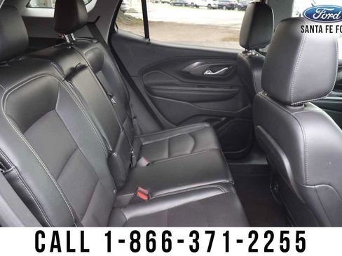Used 2024 GMC Terrain SLT AWD/4WD image 27