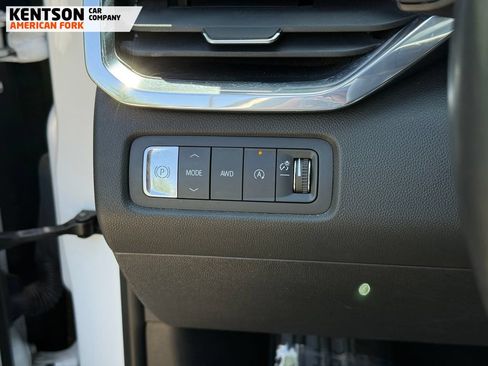 Used 2024 GMC Acadia Elevation AWD/4WD image 16