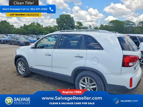 Used 2014 Kia Sorento LX AWD/4WD image 3