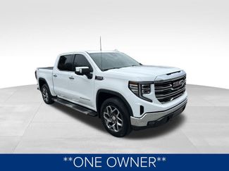 Used 2022 GMC Sierra 1500 SLT w/ SLT Premium Plus Package video 2