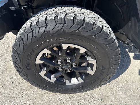 Used 2024 Jeep Wrangler Unlimited Rubicon 4xe image 12