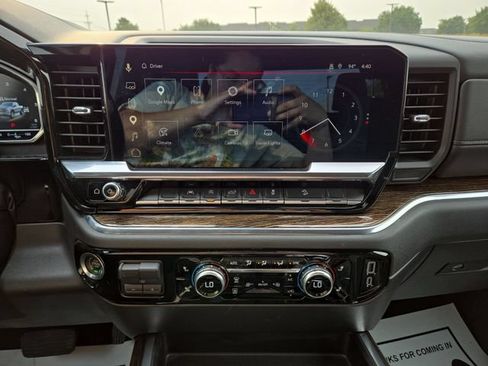 Used 2023 GMC Sierra 1500 Elevation w/ X31 Off-Road Package AWD/4WD image 24