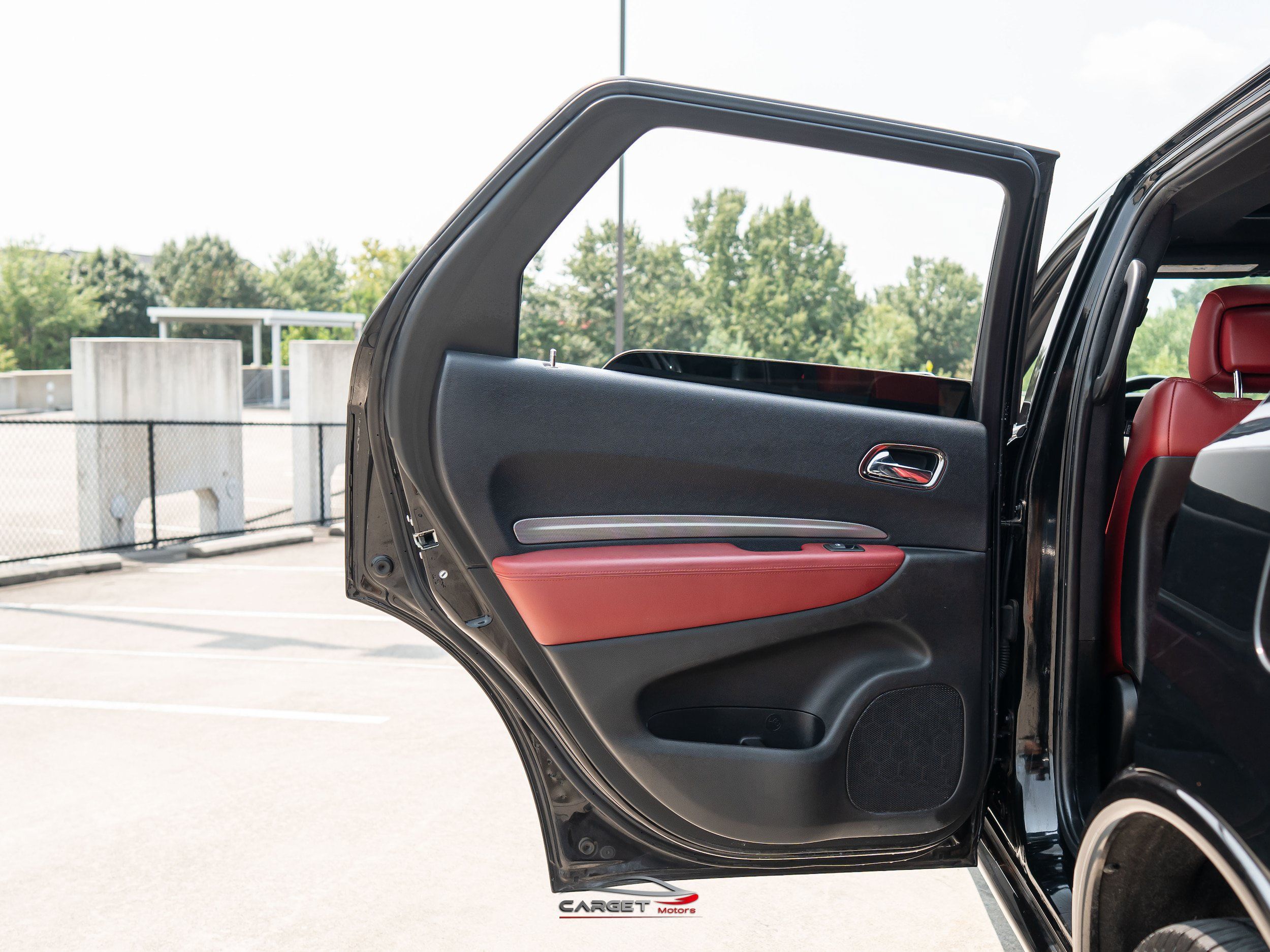 Used 2018 Dodge Durango R/T w/ Blacktop Package AWD/4WD image 42