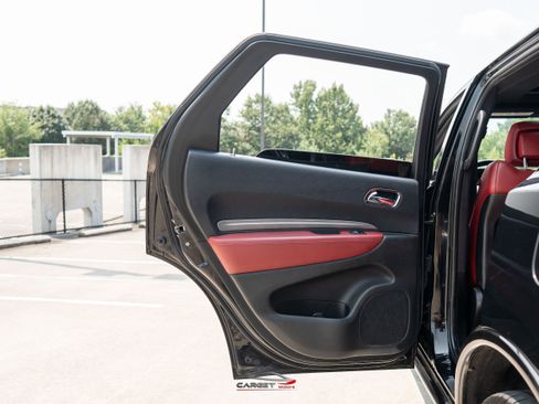 Used 2018 Dodge Durango R/T w/ Blacktop Package AWD/4WD image 42