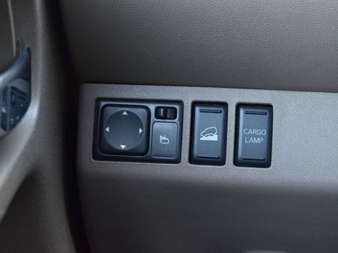 Used 2015 Nissan Frontier SV w/ SV Value Truck Package AWD/4WD image 36