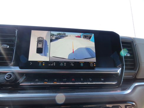 Certified 2022 Chevrolet Silverado 1500 LTZ w/ Technology Package image 30