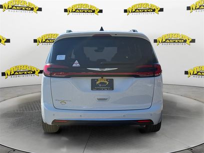 New 2026 Chrysler Pacifica Pinnacle