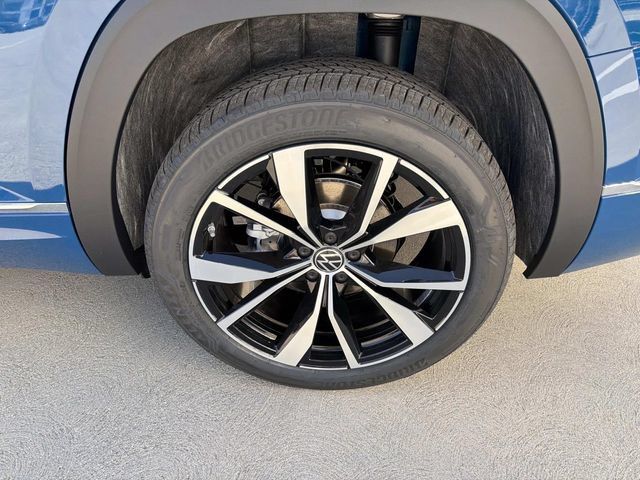 New 2026 Volkswagen Atlas SEL Premium R-Line AWD/4WD image 6
