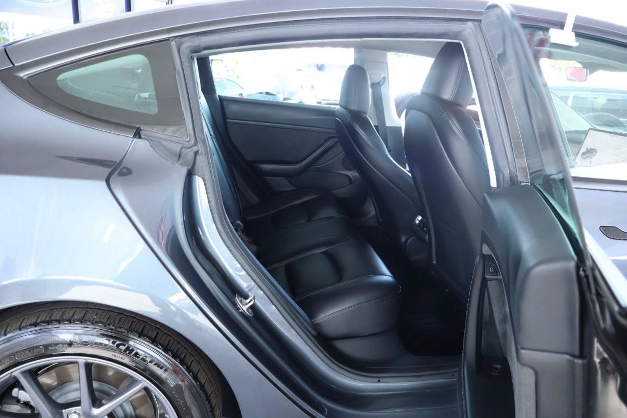 Used 2023 Tesla Model 3 Standard Range RWD image 31
