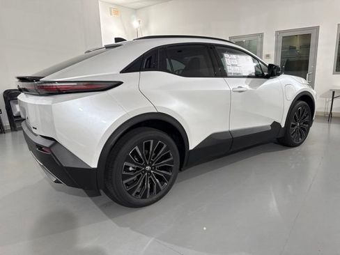New 2026 Toyota C-HR AWD/4WD image 14