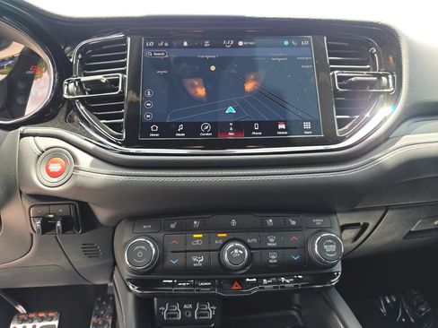 New 2026 Dodge Durango SRT Hellcat w/ Trailer Tow Group IV AWD/4WD image 34