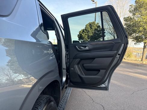 Used 2022 Chevrolet Tahoe Z71 AWD/4WD image 28