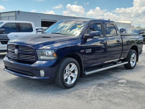 Used 2016 RAM 1500 Sport RWD image 3
