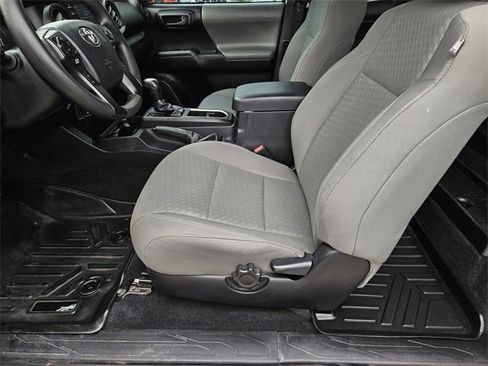 Used 2020 Toyota Tacoma SR image 16
