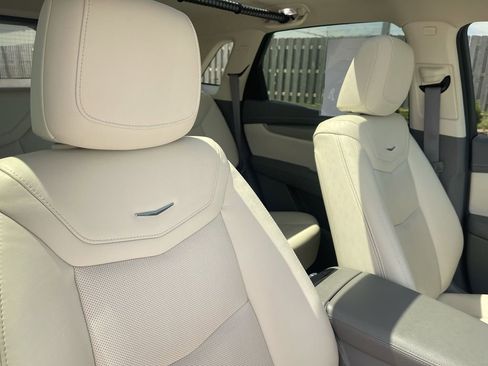 Used 2023 Cadillac XT5 Premium Luxury w/ LPO, Floor Liner Package FWD image 34
