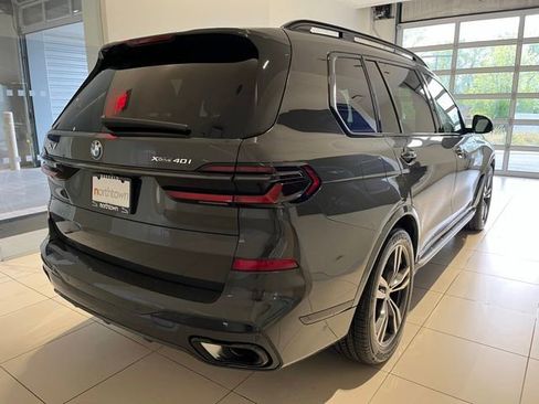 Used 2025 BMW X7 xDrive40i w/ Executive Package AWD/4WD image 9