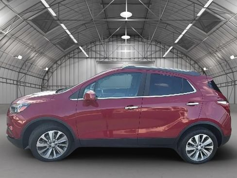 Used 2020 Buick Encore Preferred w/ Safety Package FWD image 4