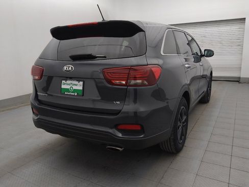 Used 2020 Kia Sorento FWD V6 image 9