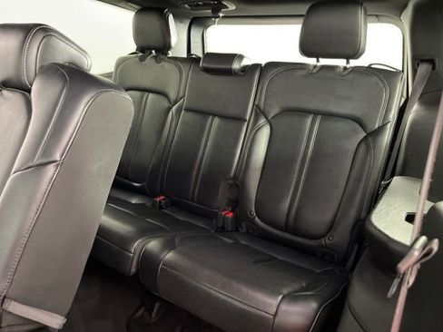 Used 2024 Jeep Wagoneer Series II w/ Flexible Seating Group RWD image 42