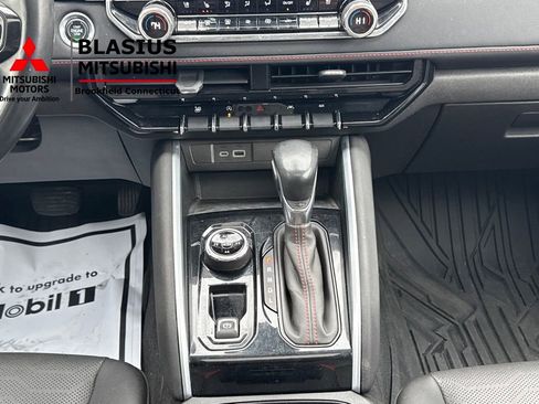 Used 2023 Chevrolet Colorado Z71 image 19