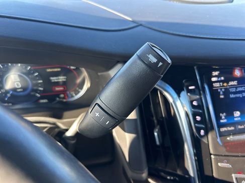 Used 2019 Cadillac Escalade Platinum image 22